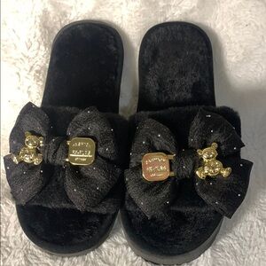 NWOT Elegant Black Slippers with Gold Accents